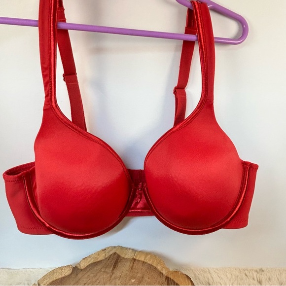 Vanity Fair‎ Red Underwire Bra with Adjustable Straps - Picture 1 of 5